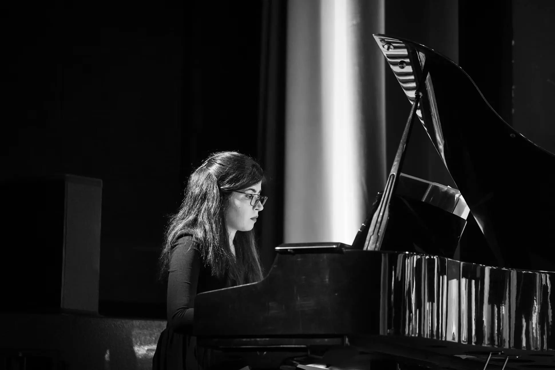 Radia Bakkali at piano